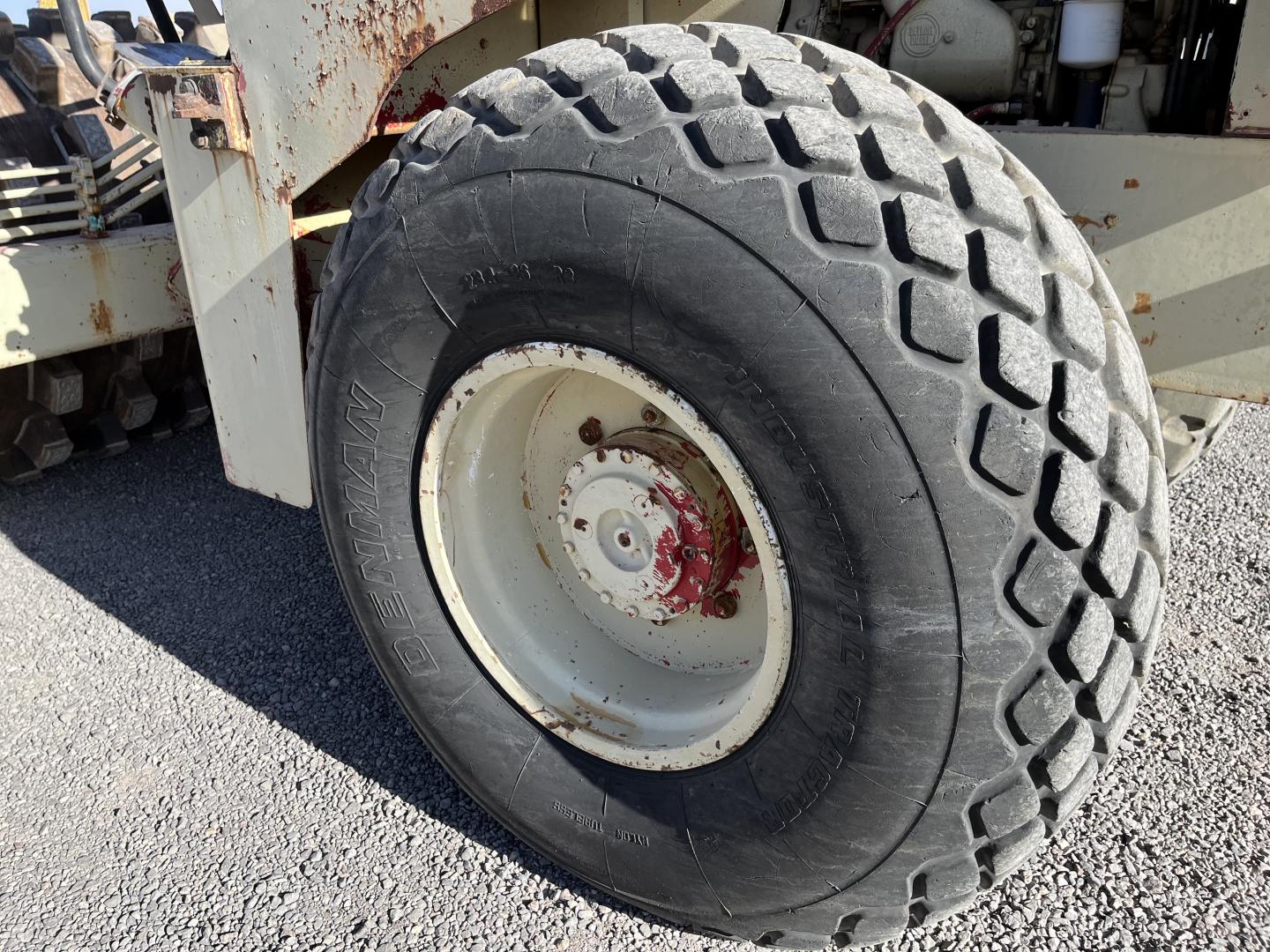 ./imagenes/INVOICE/2019/5527/COMPACTADOR INGERSOLL RAND SPF-56D (27).JPG